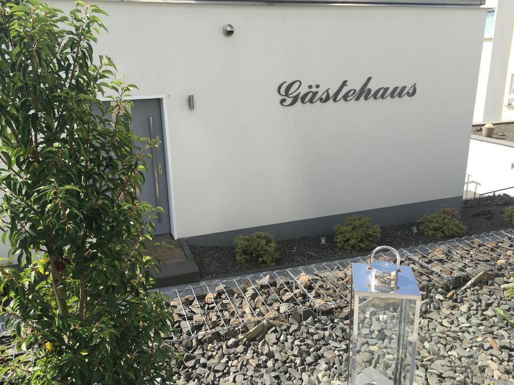 Gusterath Wohnraum Hotel & Gaestehaus מראה חיצוני תמונה