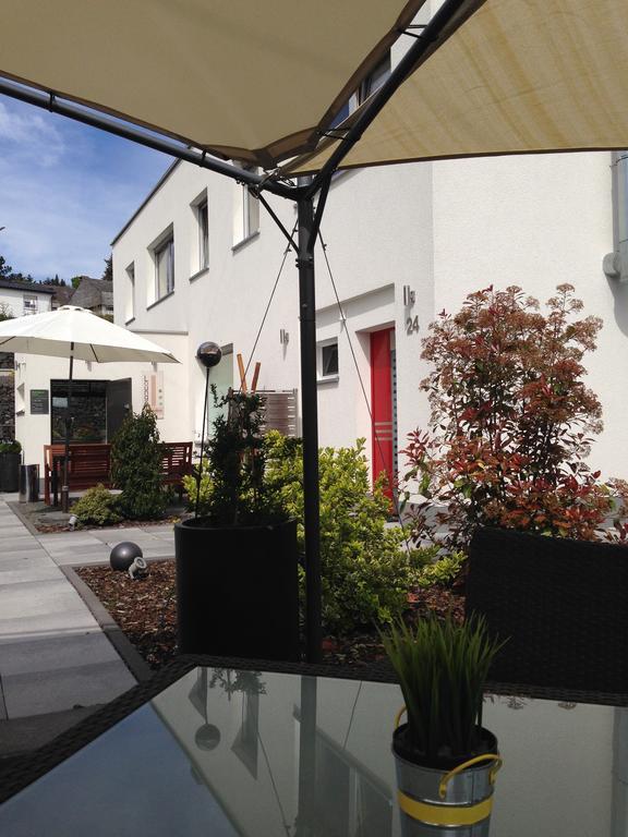 Gusterath Wohnraum Hotel & Gaestehaus מראה חיצוני תמונה