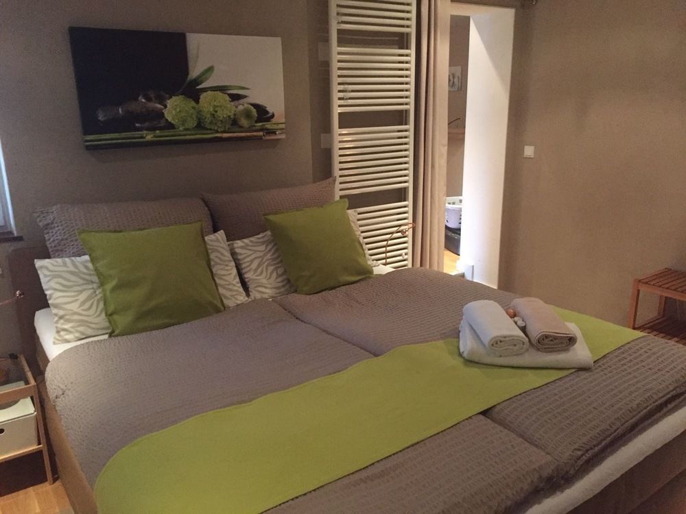 Gusterath Wohnraum Hotel & Gaestehaus מראה חיצוני תמונה