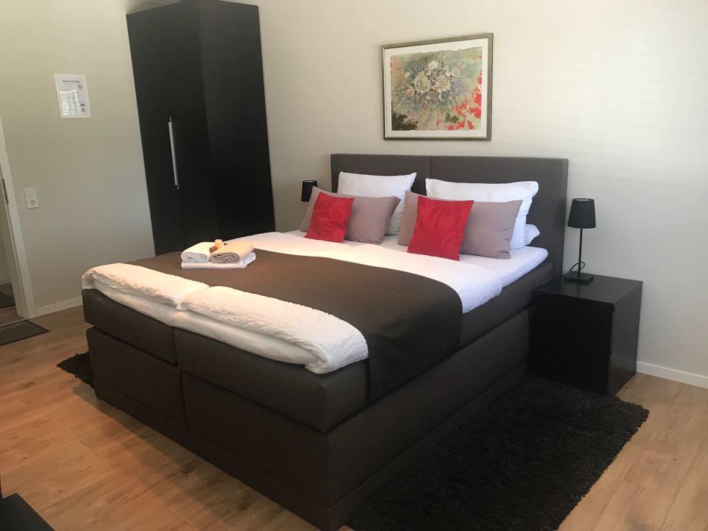 Gusterath Wohnraum Hotel & Gaestehaus מראה חיצוני תמונה