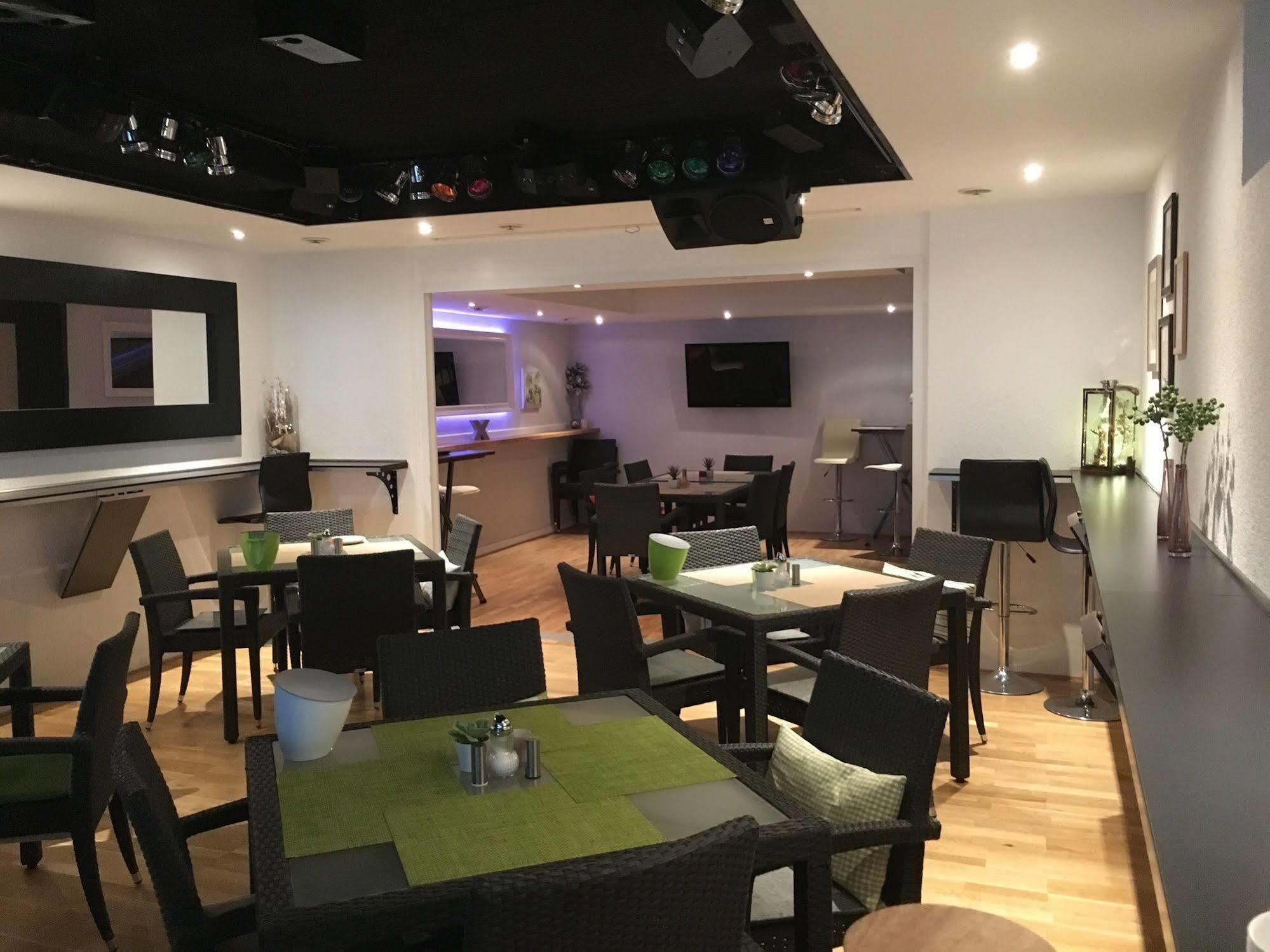 Gusterath Wohnraum Hotel & Gaestehaus מראה חיצוני תמונה
